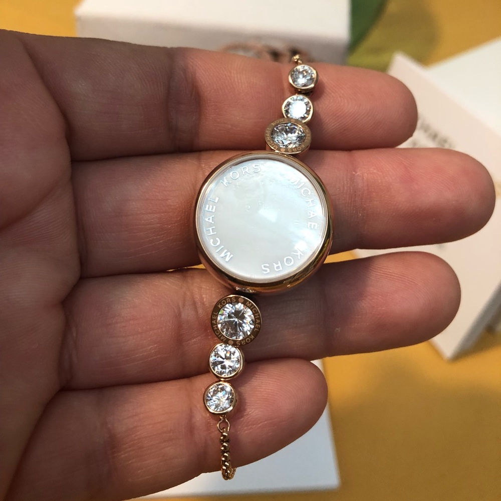 Michael kors access tracker